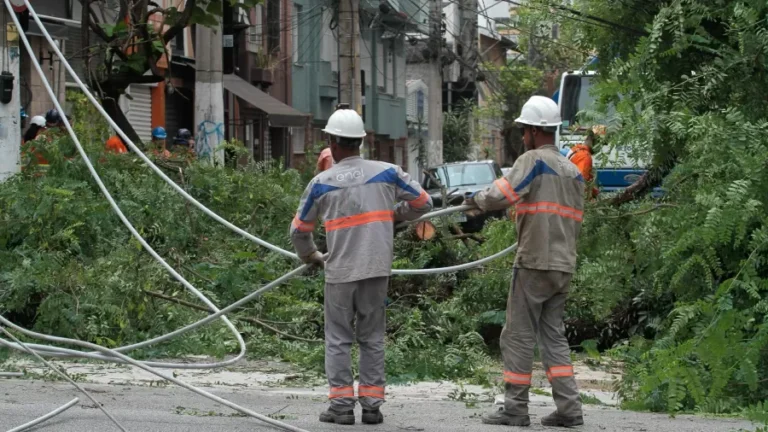 prefeitura-cobra-acao-da-enel