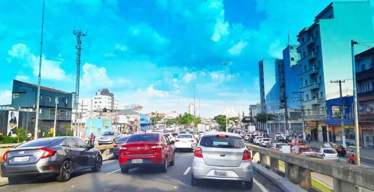 detran-sp-retira-baliza-e-autoriza-carro-automatico-no-exame-pratico-para-obter-cnh