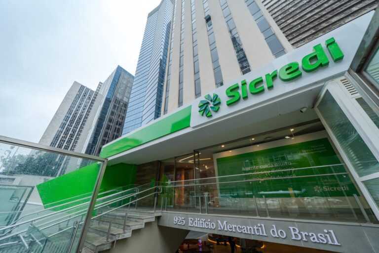 sicredi-fortalece-oferta-de-credito-e-servicos-para-empresas-da-regiao