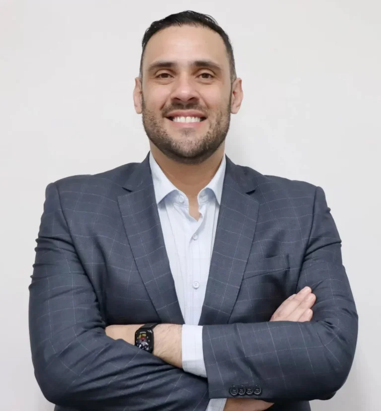 entre-o-tetra-e-a-democracia:-o-brasil-que-a-copa-nos-faz-enxergar
