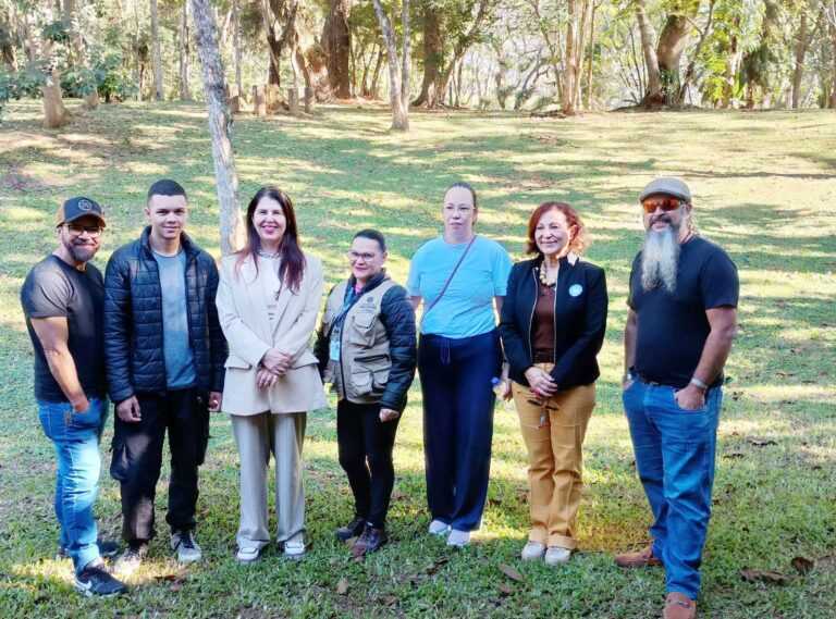 parque-do-carmo-recebe-plantio-de-arvores-em-homenagem-as-vitimas-da-covid-19