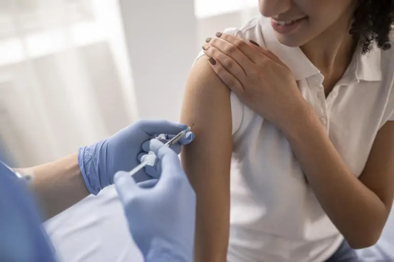 terminais-da-cs-mobi-leste-sp-oferecem-vacinacao-e-prevencao-as-hepatites-virais-em-julho