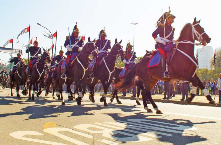 sao-paulo-celebra-no-obelisco,-94-anos-da-revolucao-constitucionalista-de-1932