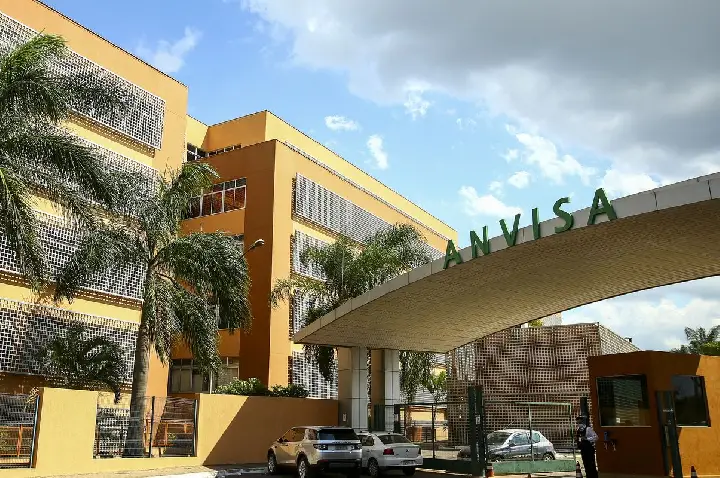 Anvisa suspende venda de energético Mister Hemp anvisa-suspende-venda-de-energetico-mister-hemp