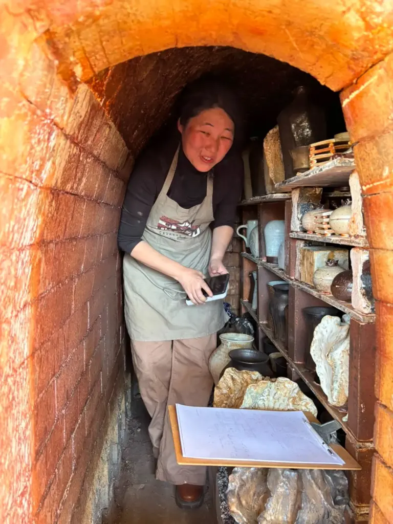 Kodomo no Sono: queima no forno noborigama reúne trabalhos de 35 ceramistas kodomo-no-sono:-queima-no-forno-noborigama-reune-trabalhos-de-35-ceramistas